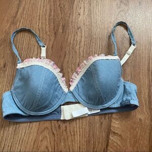 ‎Jessica Simpson bra